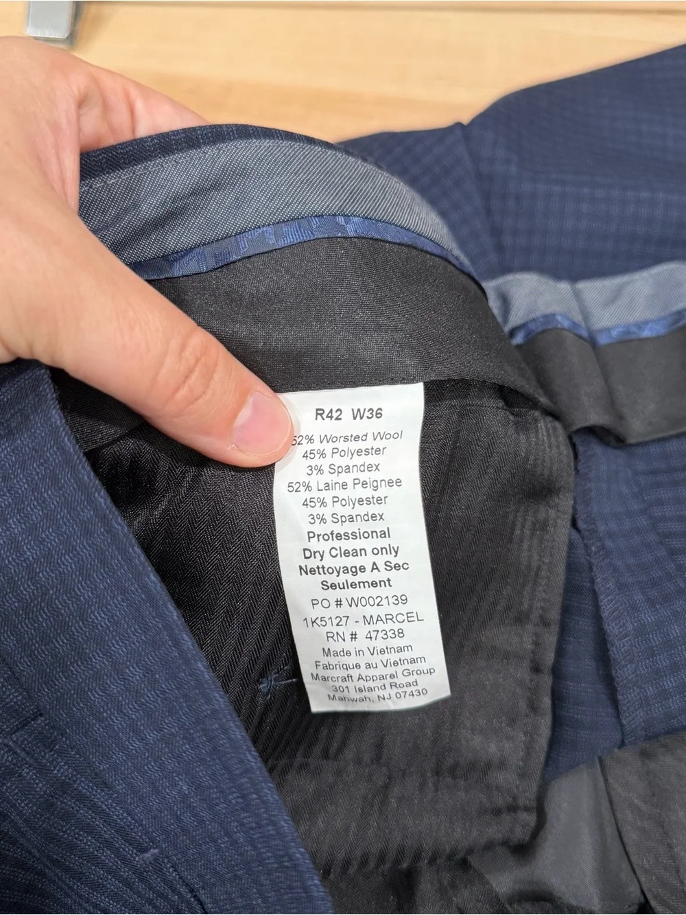 Karl Lagerfeld Marcel Modern Fit Wool Blend Navy Checkered Suit 42R Pants 36W